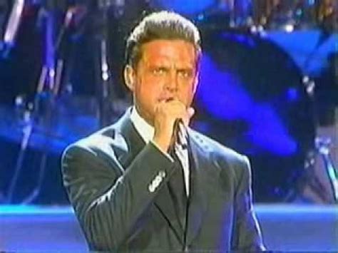  Luis Miguel Live in Amsterdam: An Unexpected Tango of Nostalgia and Controversy!